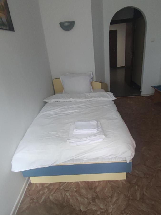 Кианти Hotel Kŭrdzhali Exterior foto