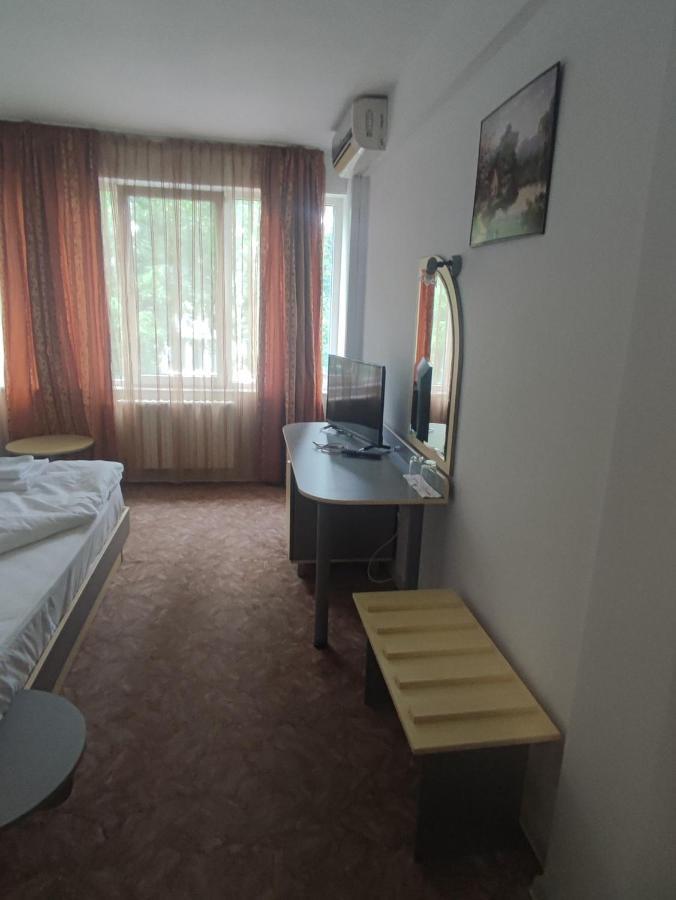Кианти Hotel Kŭrdzhali Exterior foto