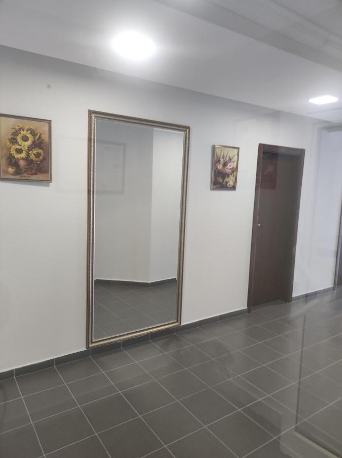 Кианти Hotel Kŭrdzhali Exterior foto