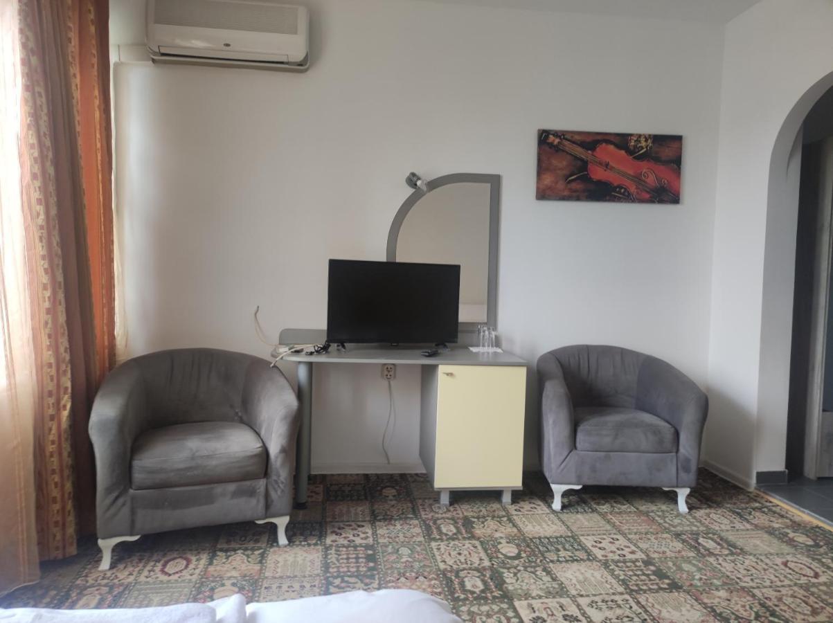 Кианти Hotel Kŭrdzhali Exterior foto