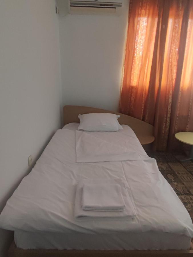 Кианти Hotel Kŭrdzhali Exterior foto