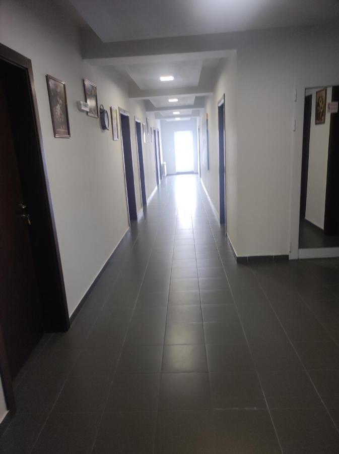 Кианти Hotel Kŭrdzhali Exterior foto
