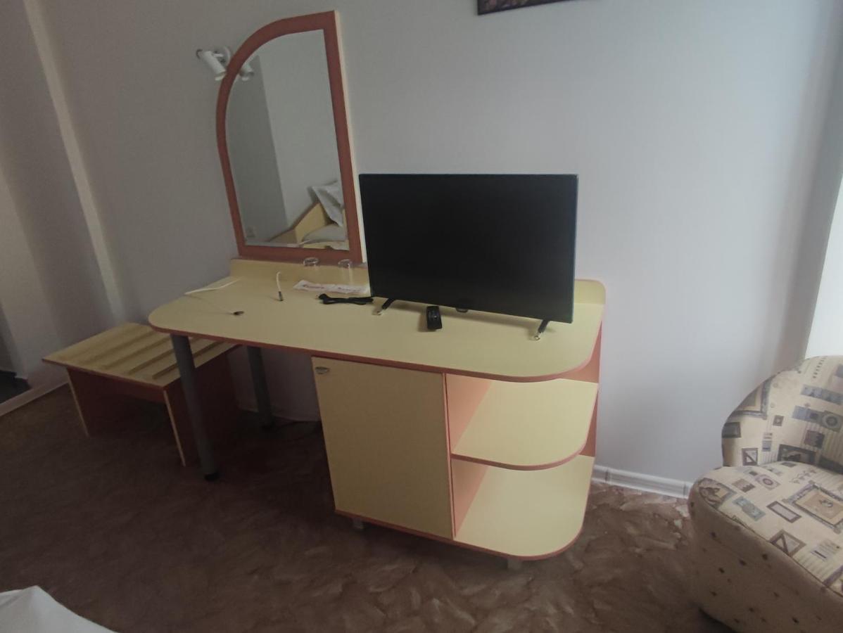 Кианти Hotel Kŭrdzhali Exterior foto