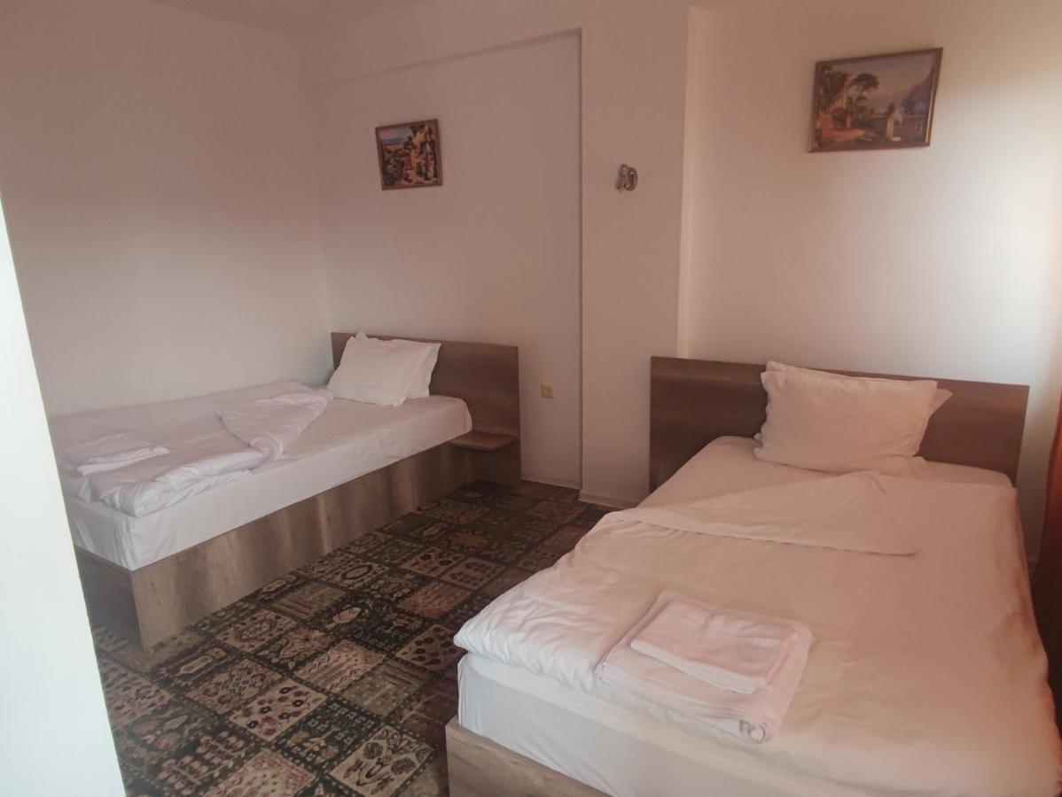 Кианти Hotel Kŭrdzhali Exterior foto