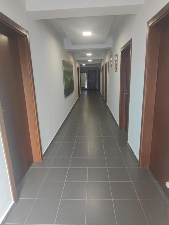 Кианти Hotel Kŭrdzhali Exterior foto