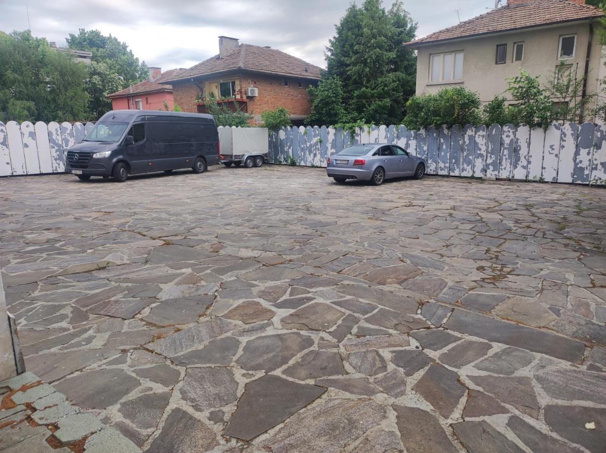 Кианти Hotel Kŭrdzhali Exterior foto